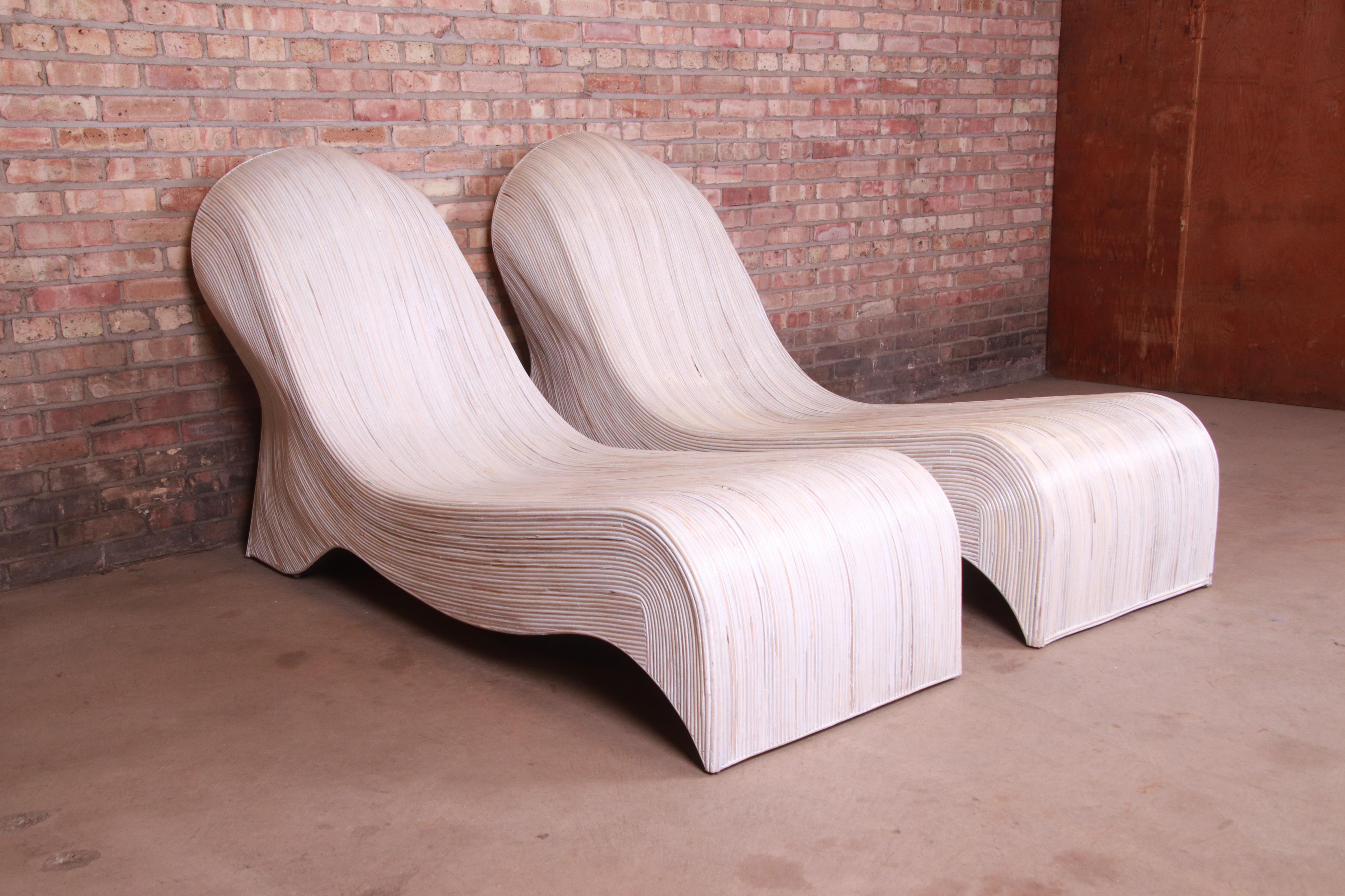 Betty Cobonpue Sculptural Split Reed Rattan Chaise Lounges, Pair In Good Condition For Sale In South Bend, IN