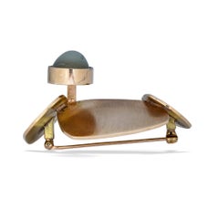 Betty Cooke Spilla in oro con pietra di luna