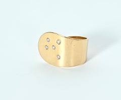 Betty Cooke - Anello in oro con diamanti a cerchio aperto