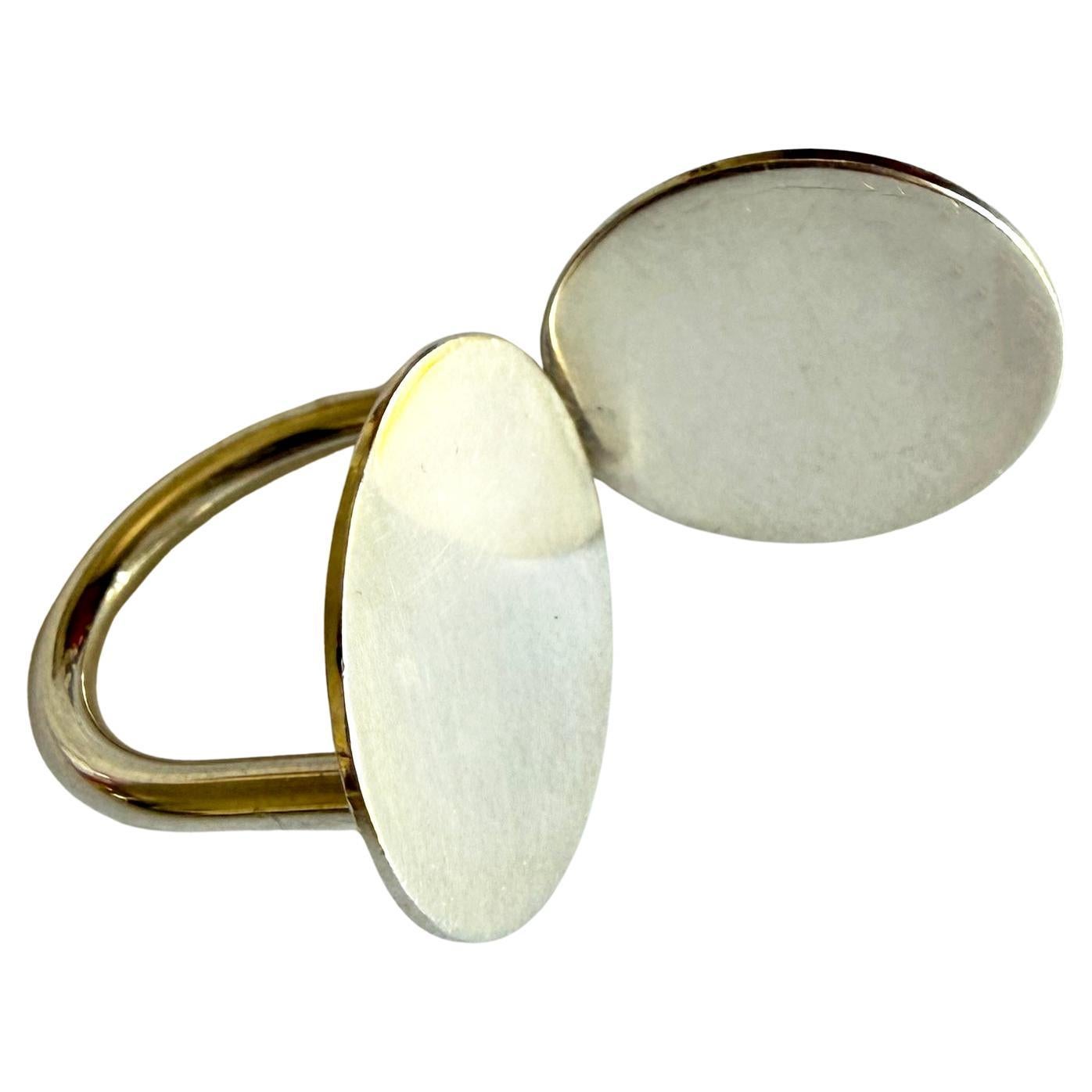 What is a spinel ring?