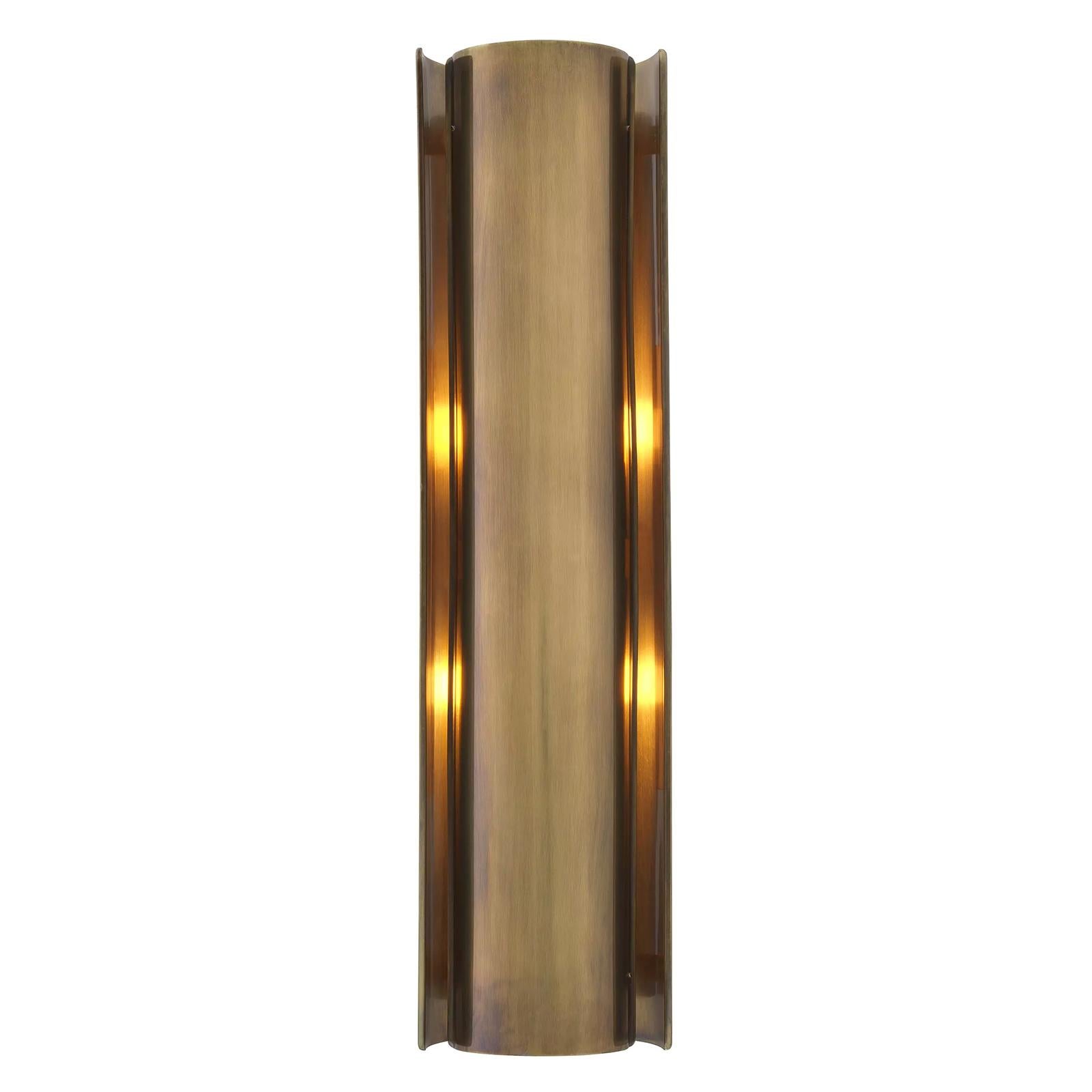 Wall Lamp Betty Large with all structure in steel, iron and solid brass
in vintage finish. With 2 bulbs (not included), lamp holder type E27, 
Max 40 watt, dimmable (dimmer not included).