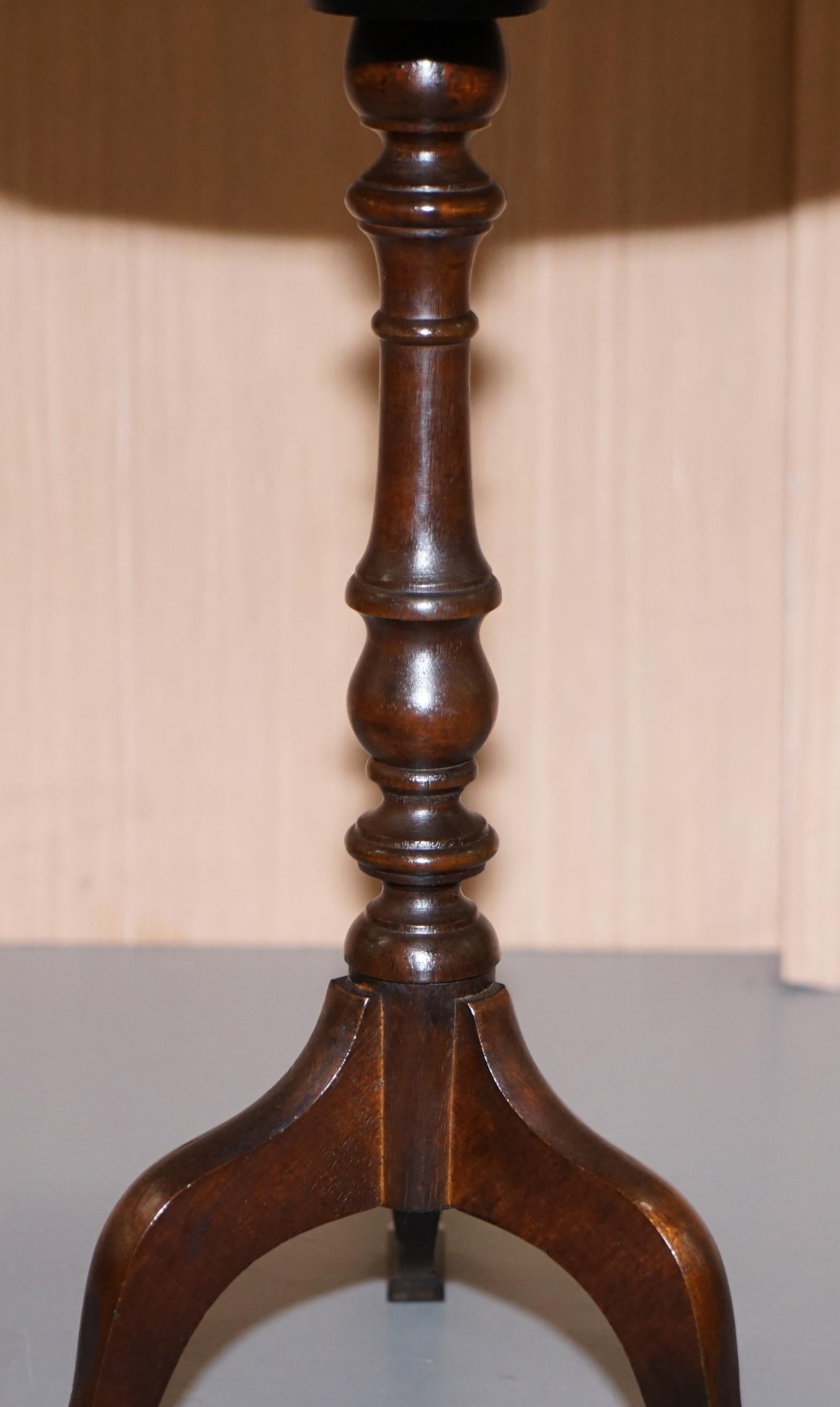 Bevan Funell Green Leather Vintage Light Hardwood Tripod Lamp Side End Table 1