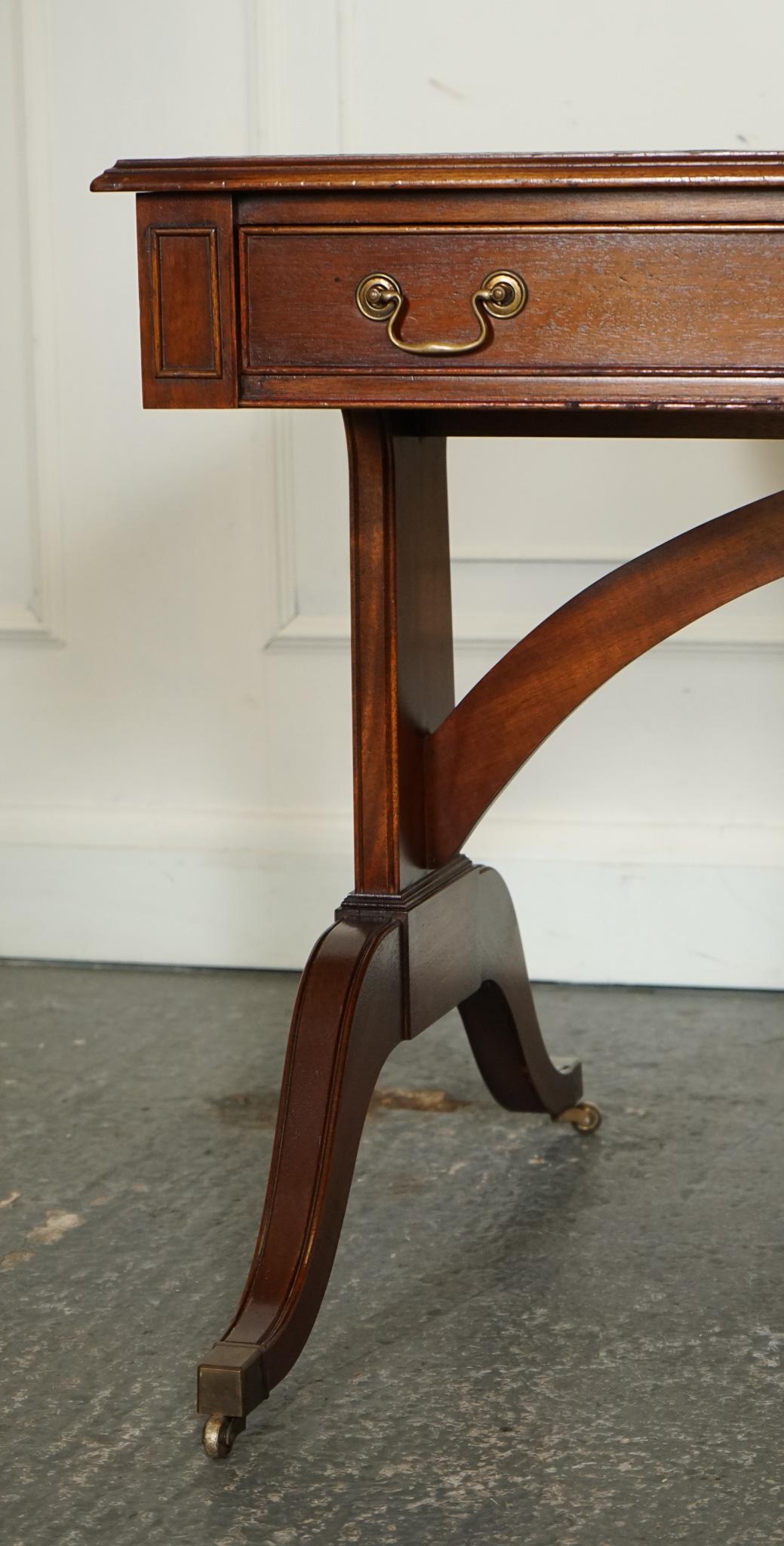 BEVAN FUNNEL REGENCY Style TWO DRAWERS WRITiNG OFFICE DESK TABLE GRÜNEES LEDER im Angebot 3