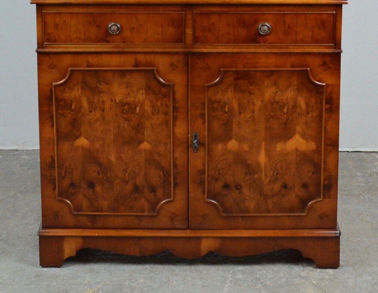 Hand-Crafted Bevan Funnell Astral Glazed Hardwood Library Display Bookcase Regency Style For Sale