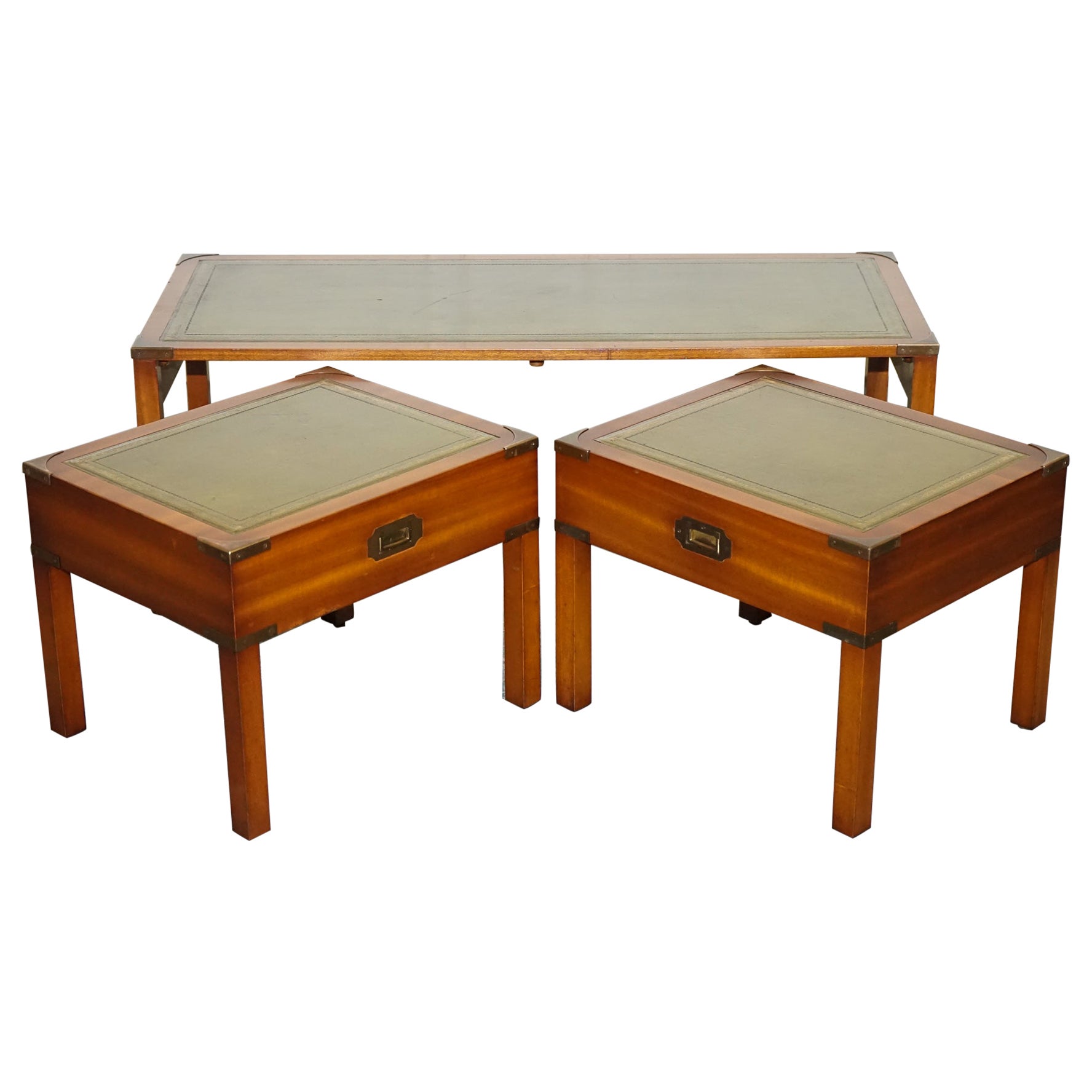 MESA DE CAFÉ BEVAN FUNNELL CON DOS SIDE BAJO MESAS TAPA DE CUERO VERDE en venta