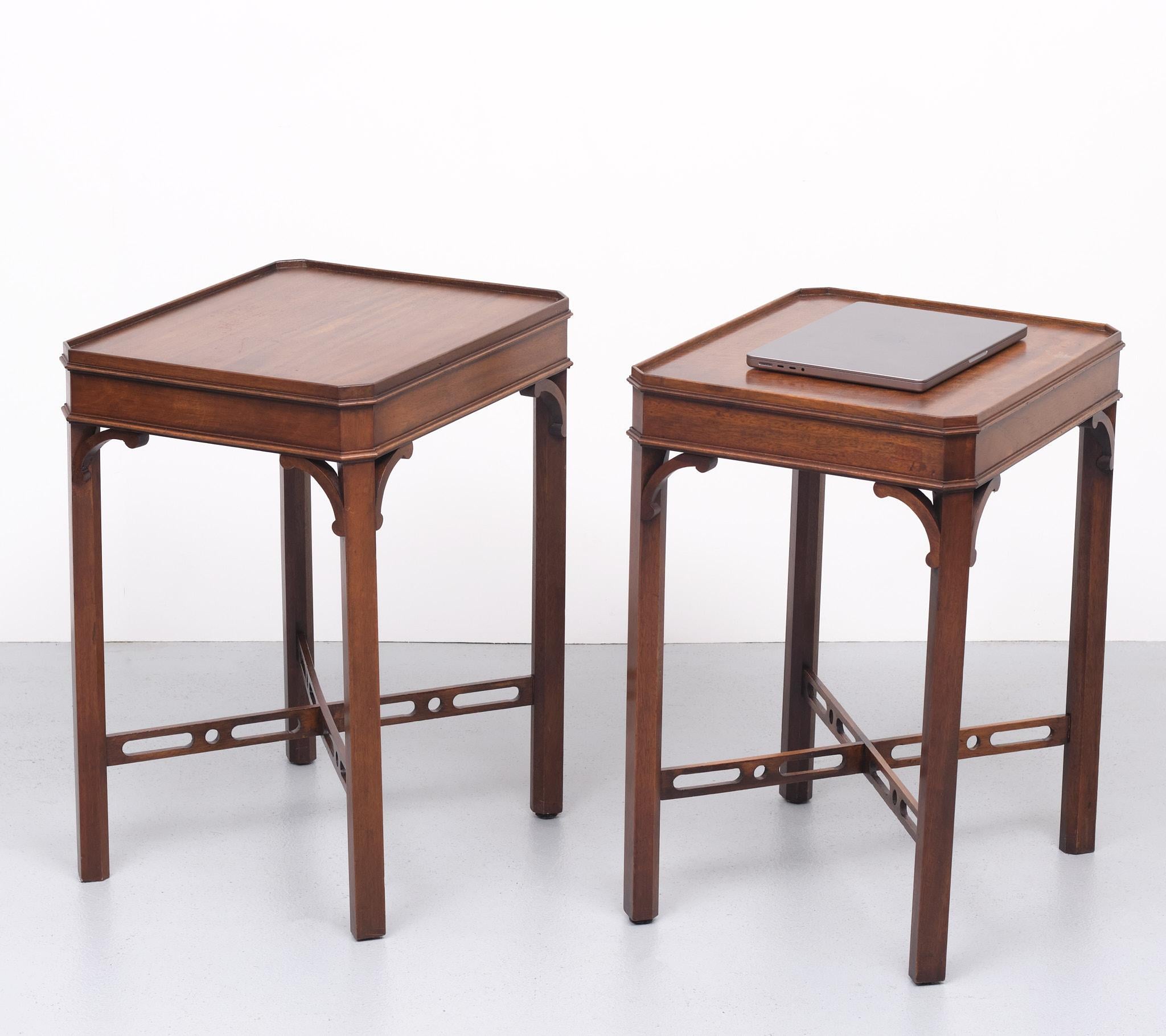 Bevan Funnell  Mahogany Side Tables  Georgian revival    England, 1960s For Sale 2