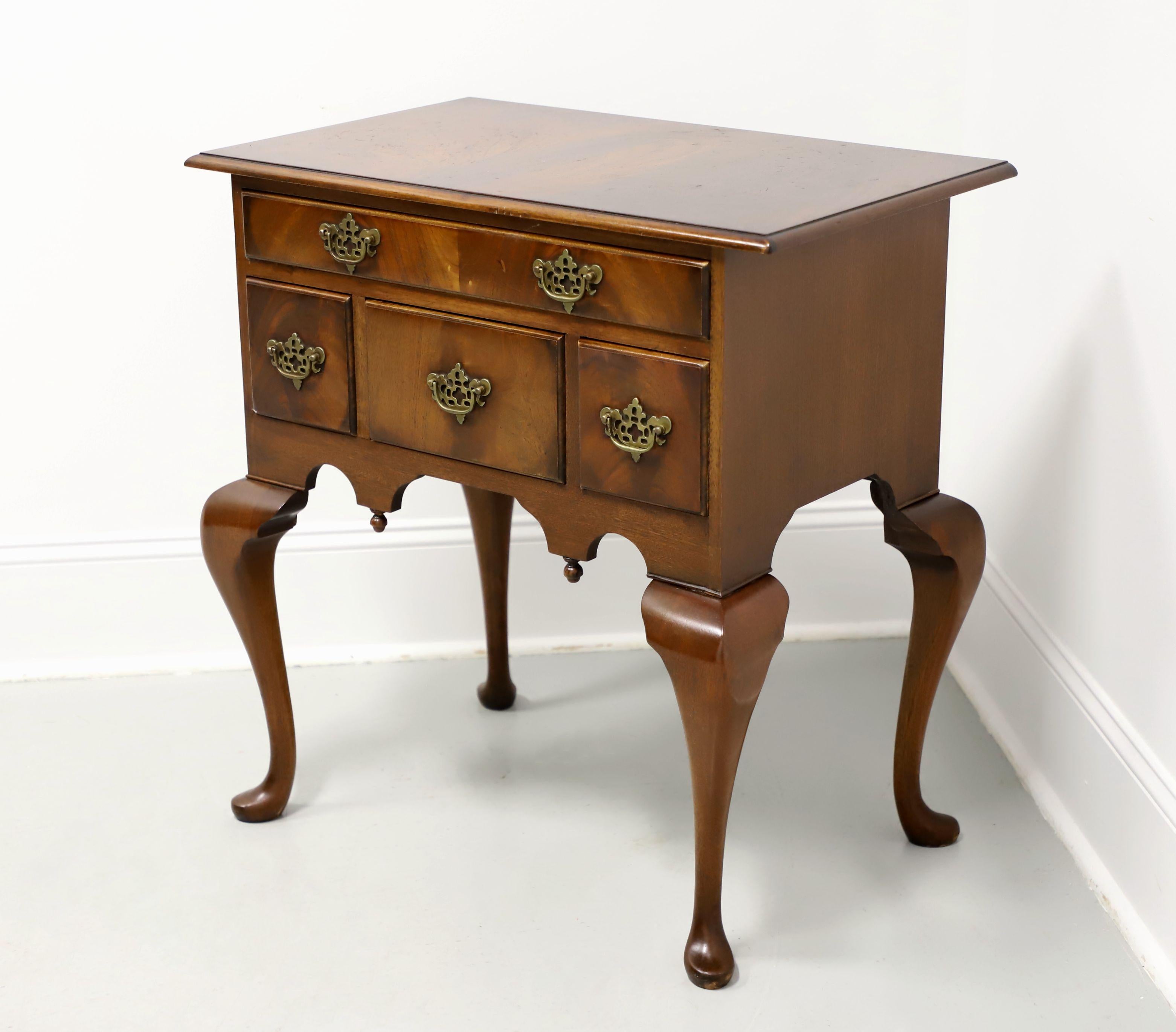English BEVAN FUNNELL Reprodux Flame Mahogany Queen Anne Entry Console Table For Sale