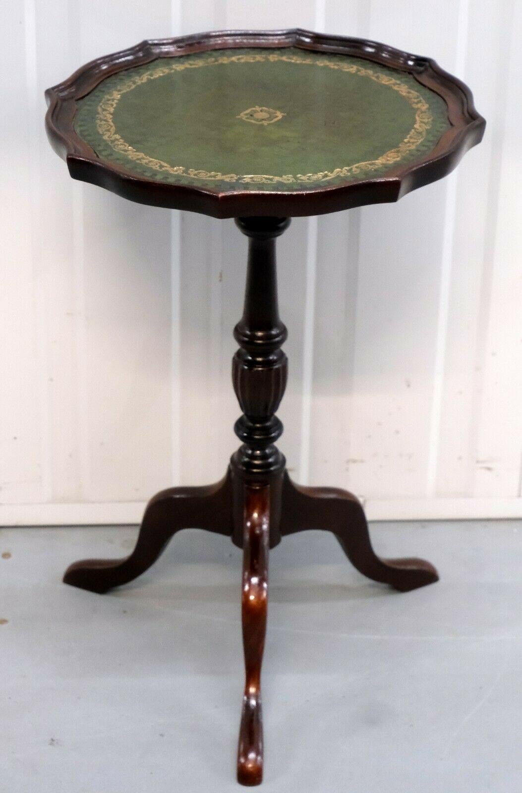 Bevan Funnell Side/Top Lamp Table Hardwood Finish with Gold Leaf Tooling For Sale 5