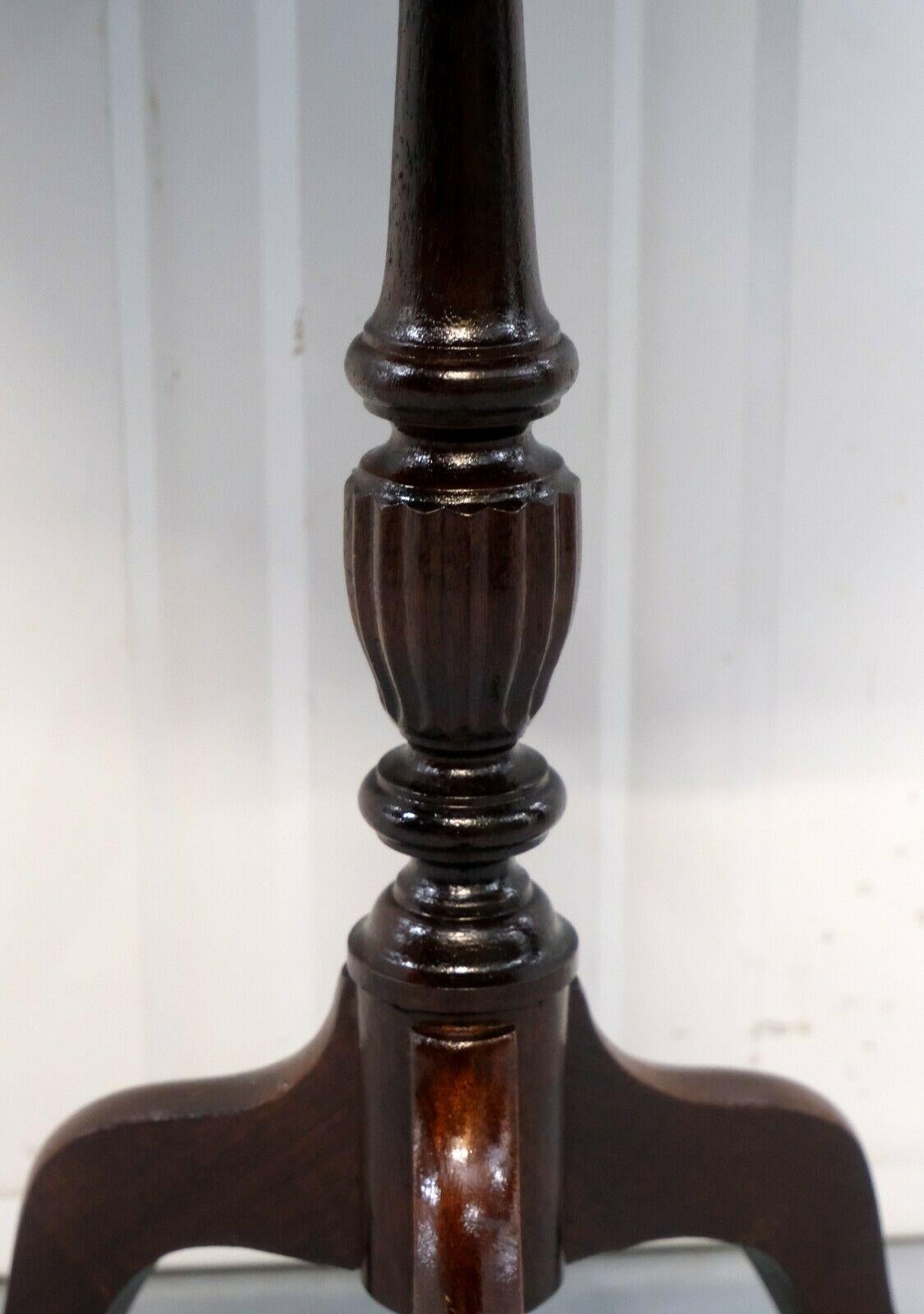 English Bevan Funnell Side/Top Lamp Table Hardwood Finish with Gold Leaf Tooling For Sale