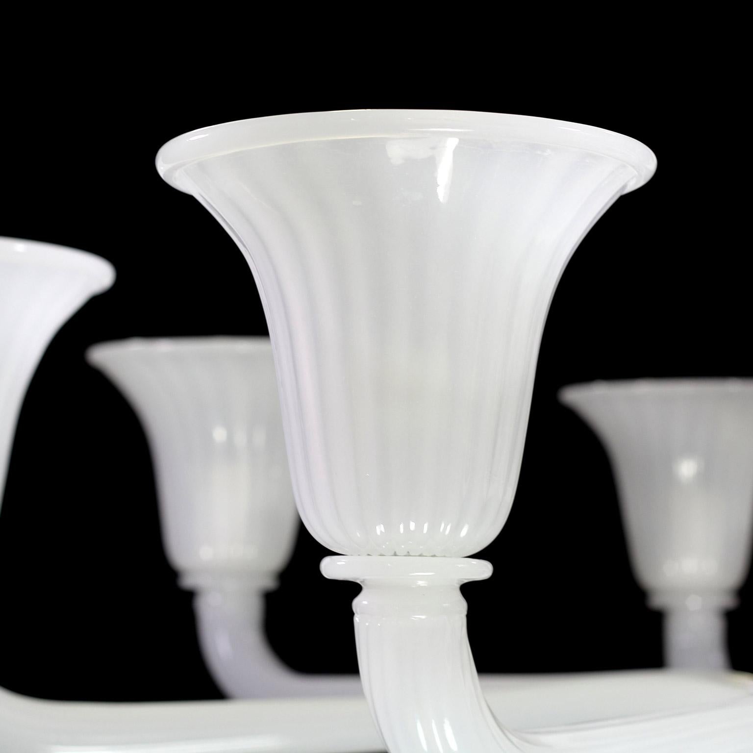 italien Lustre Bevante à 8 bras en soie Rigadin et verre de Murano Bevante par Multiforme en vente