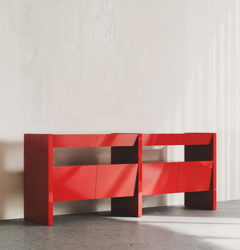 The Bevel console has been redefined through its elevated structure, introducing a new interpretation of its signature form. The addition of drawers at the top and an open shelf below seamlessly merges storage with display, enhancing both its