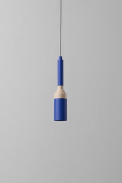 Bevel Ultra Blue Pendelleuchte von +kouple