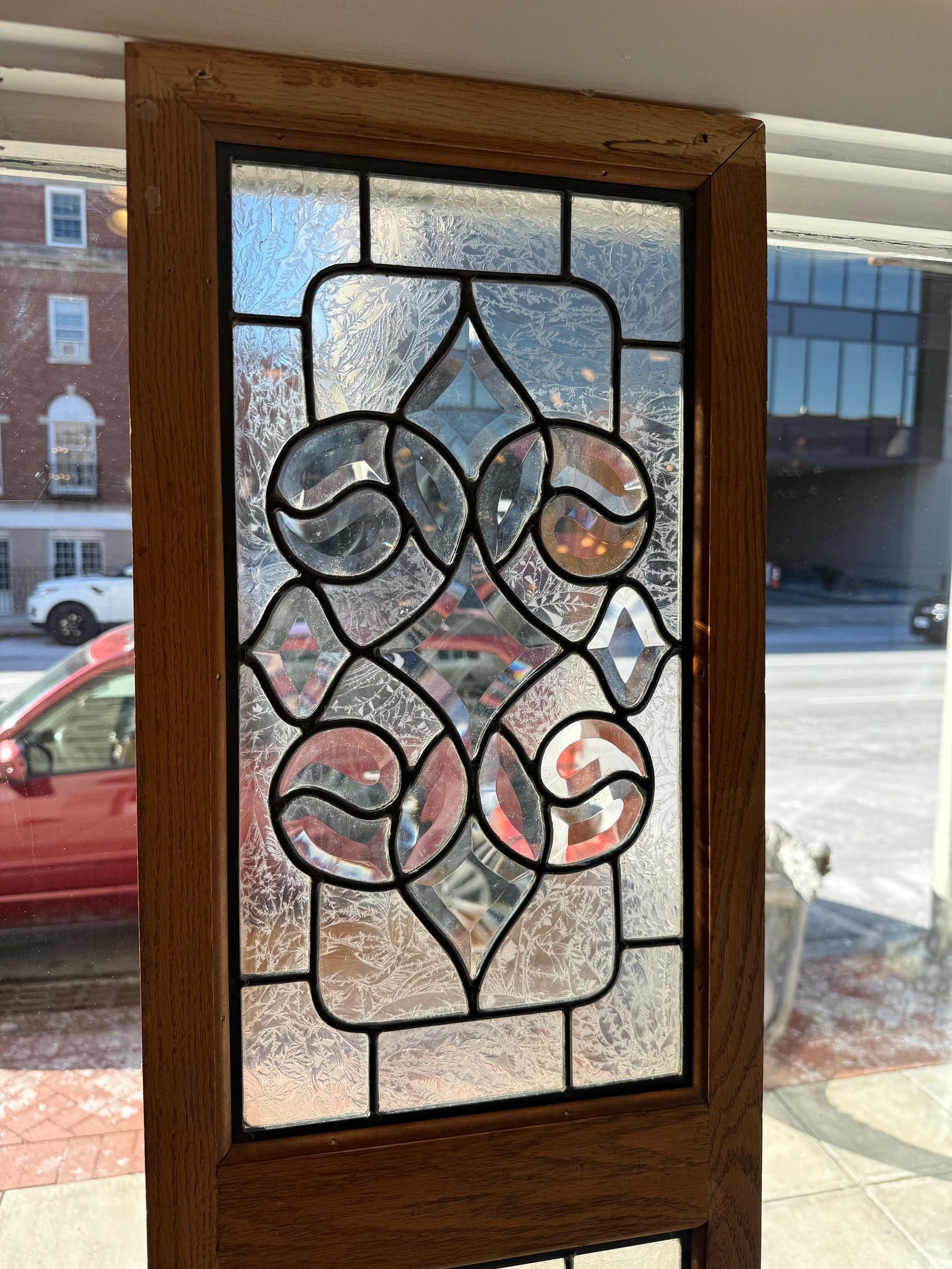 Beveled and Etched Glass Transom, 3 Panels in a Oak Frame For Sale 7