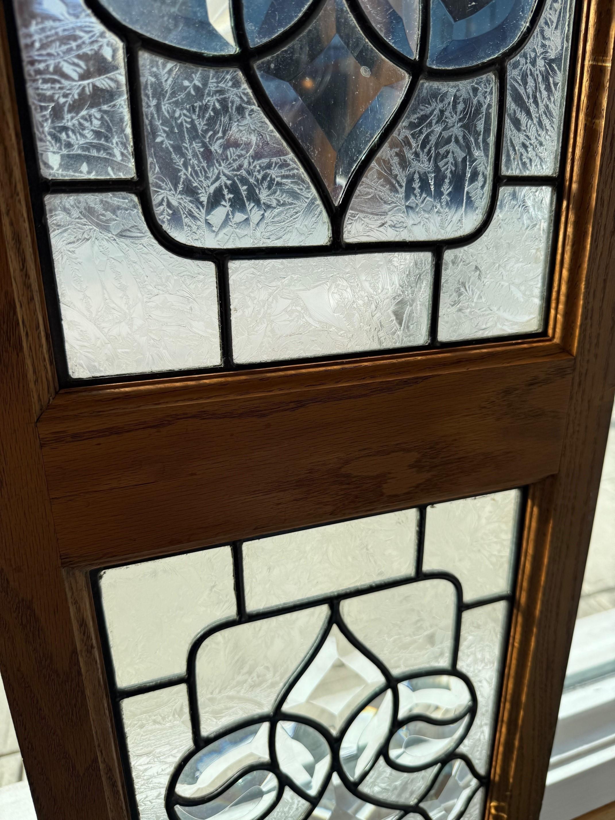 Beveled and Etched Glass Transom, 3 Panels in a Oak Frame For Sale 5