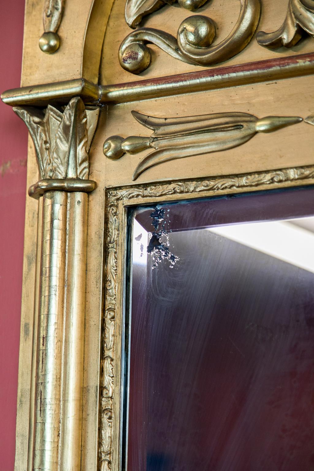 Beveled English Gilt Regency Mirror For Sale 2
