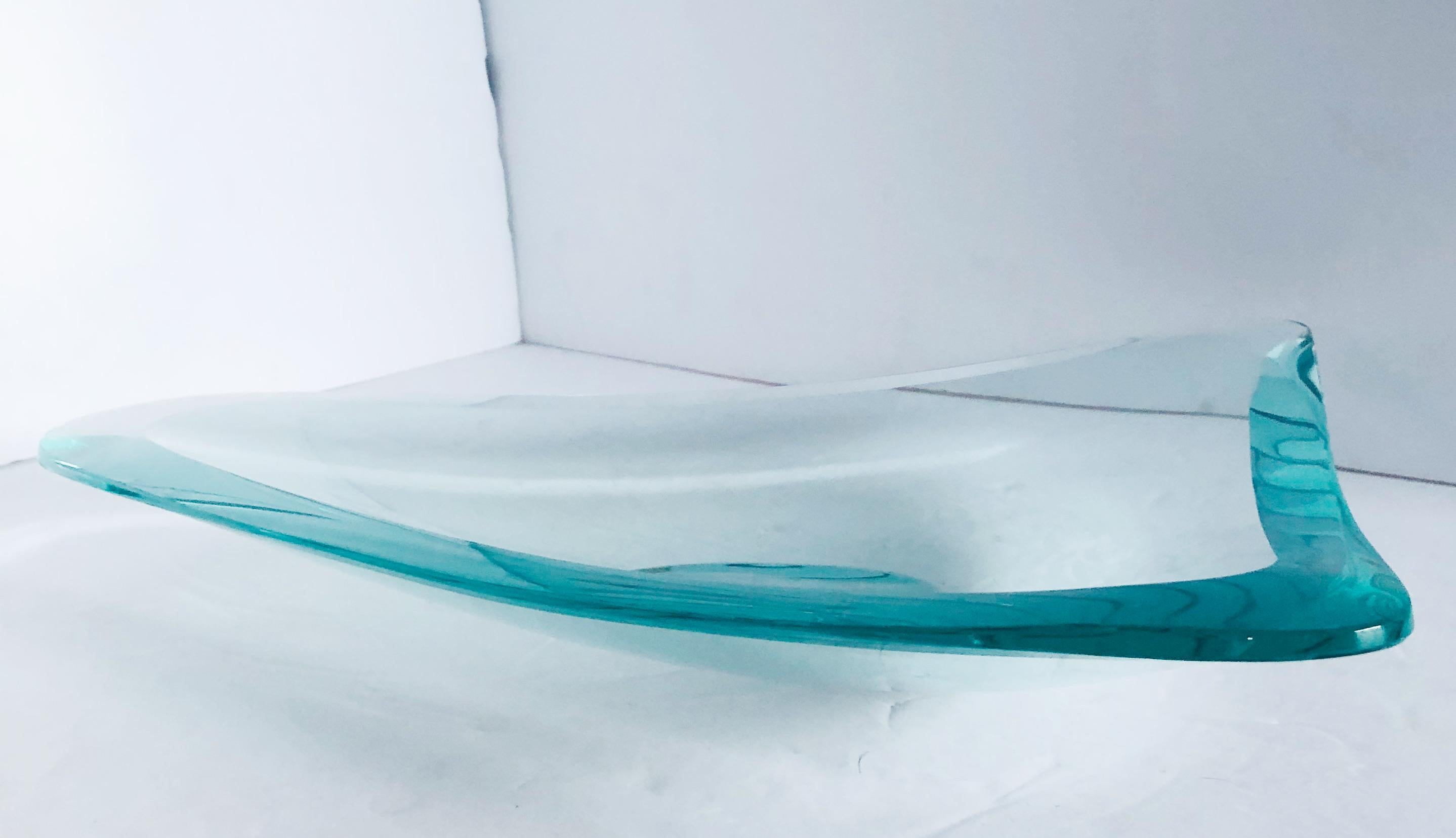 Tafelaufsatz aus abgeschrägtem Glas von Fontana Arte im Zustand „Gut“ im Angebot in Los Angeles, CA