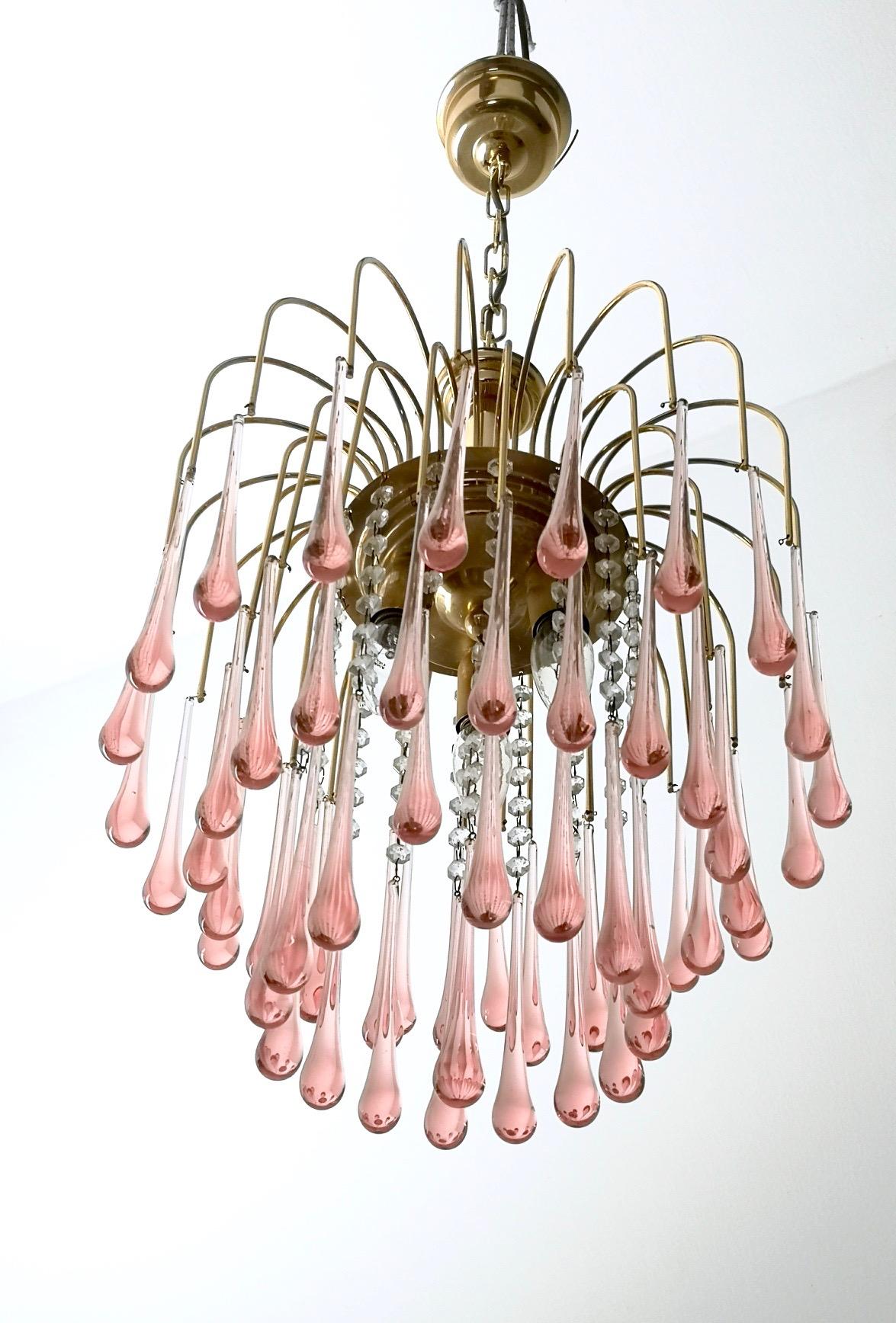Italian Beveled Murano Glass Teardrop Chandelier with a Brass Structure, Italy, 1970s