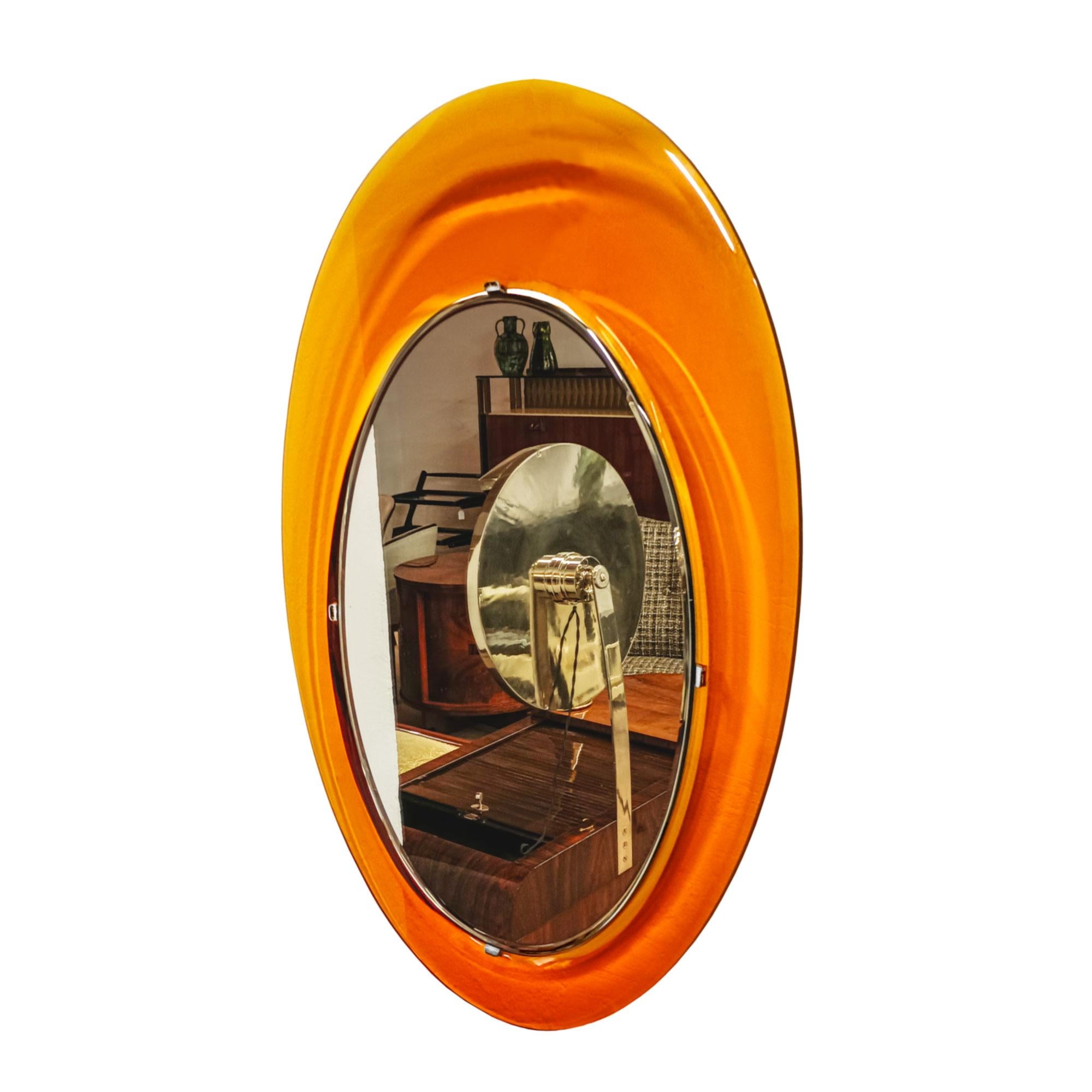 Bevelled mirror surrounded by a frame of very thick double-bevelled translucent orange glass. High quality.

Attributed to Fontana Arte.

Italy, circa 1950.