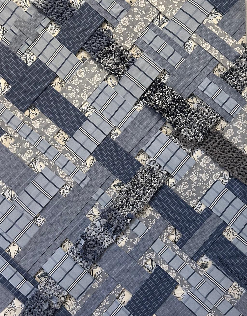 Timothy - Textile - Art abstrait de Beverly Bigwood
