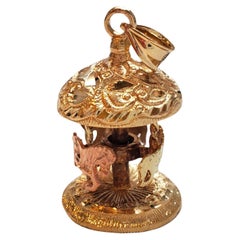 Beverly Hills Gold 14K Tri-Tone Gold Carousel Charm #18068