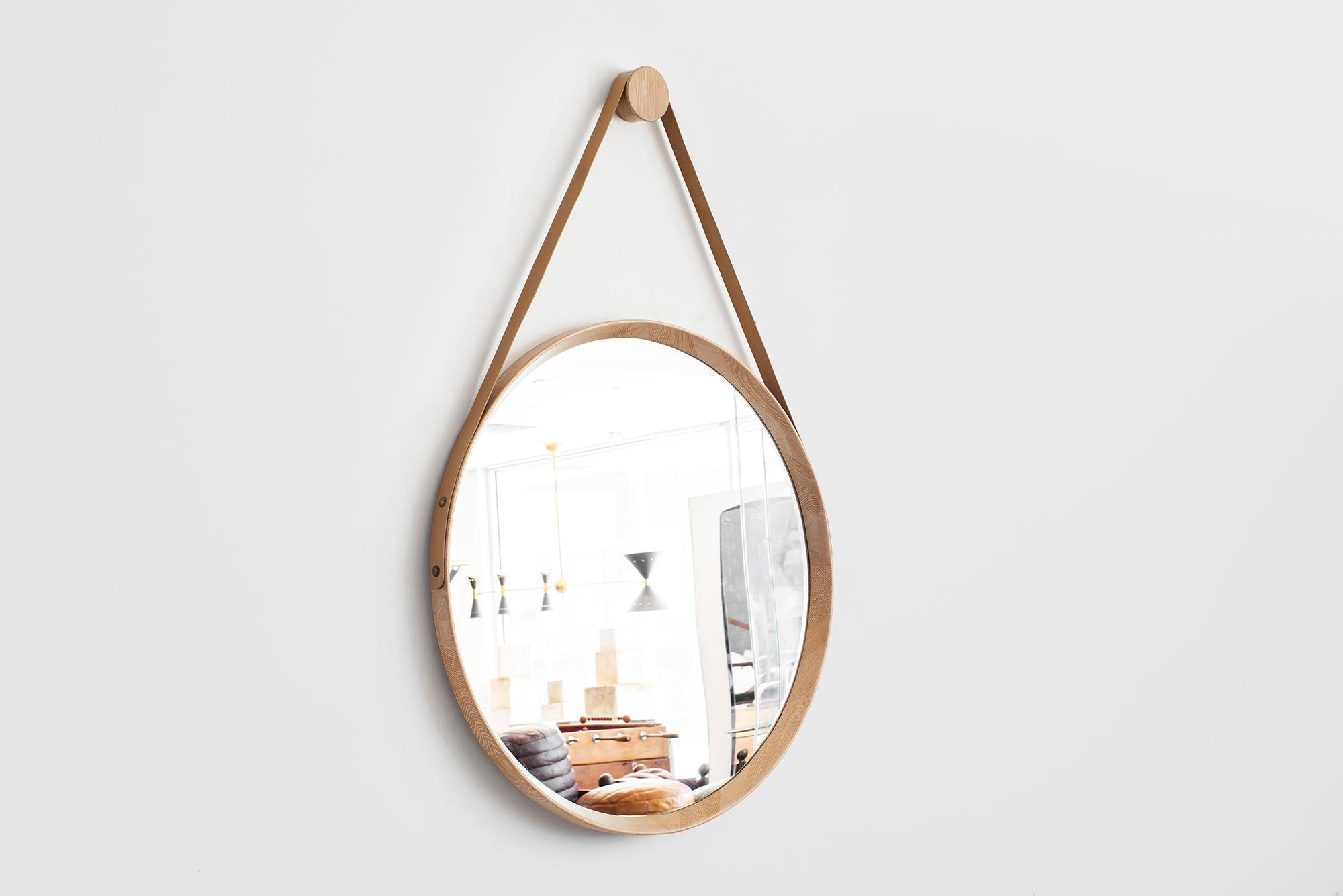 round oak mirror
