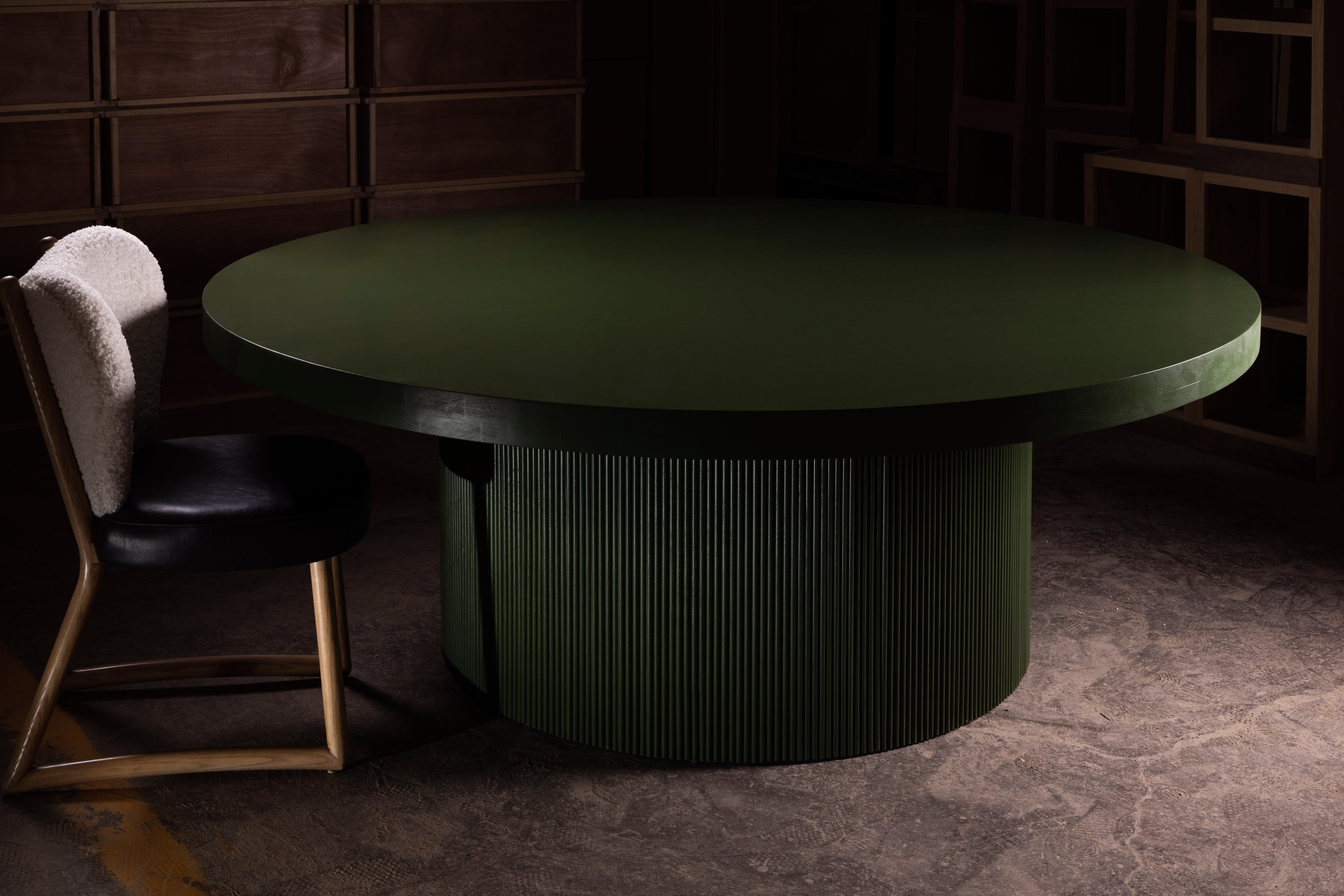 Beverly Round Dining Table in Solid Oak with Round Fluted Base by No Age Studio For Sale 1