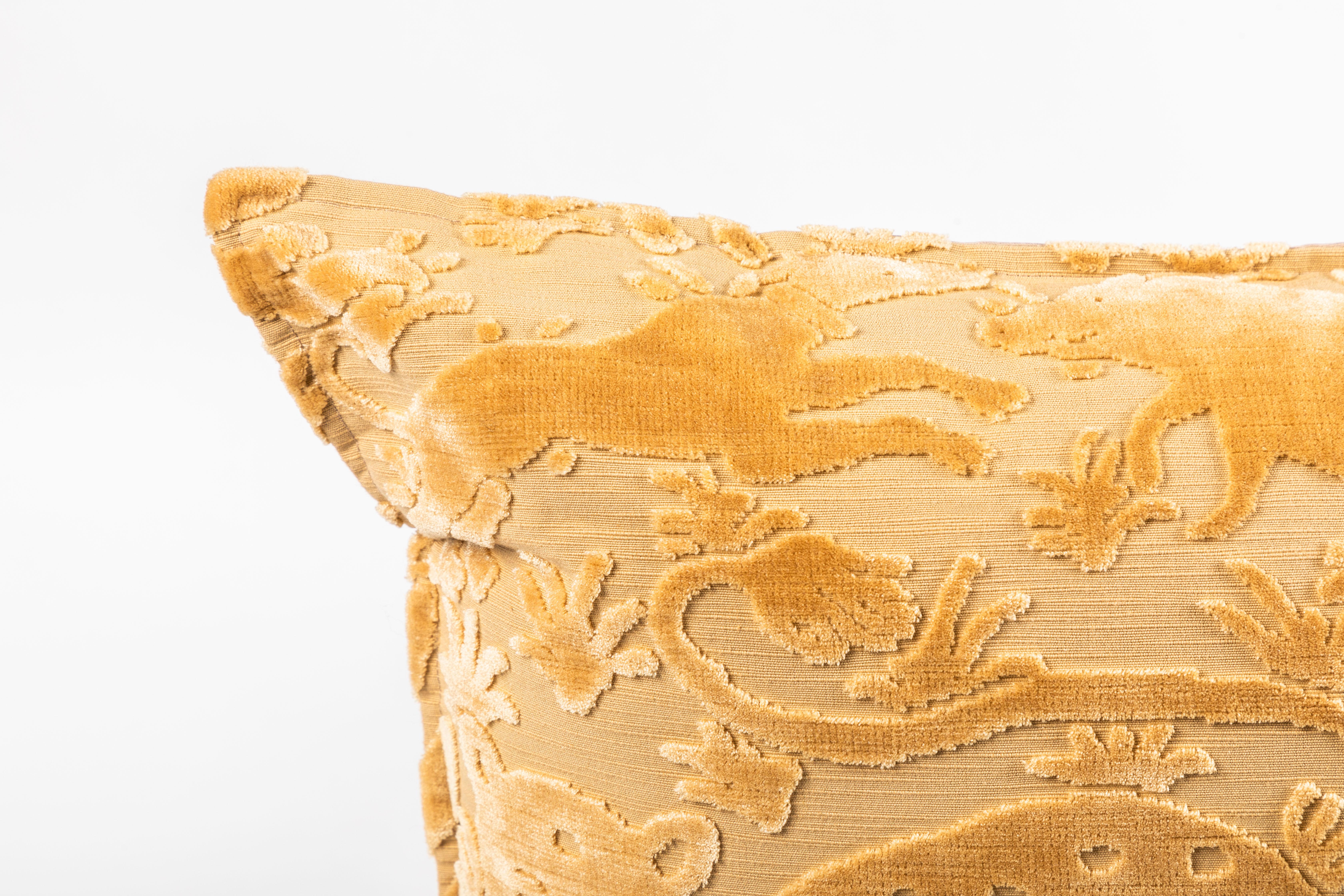 Italian Bevilacqua Animal Motif 'Bestiario' Handcut Gold Velvet Pillow