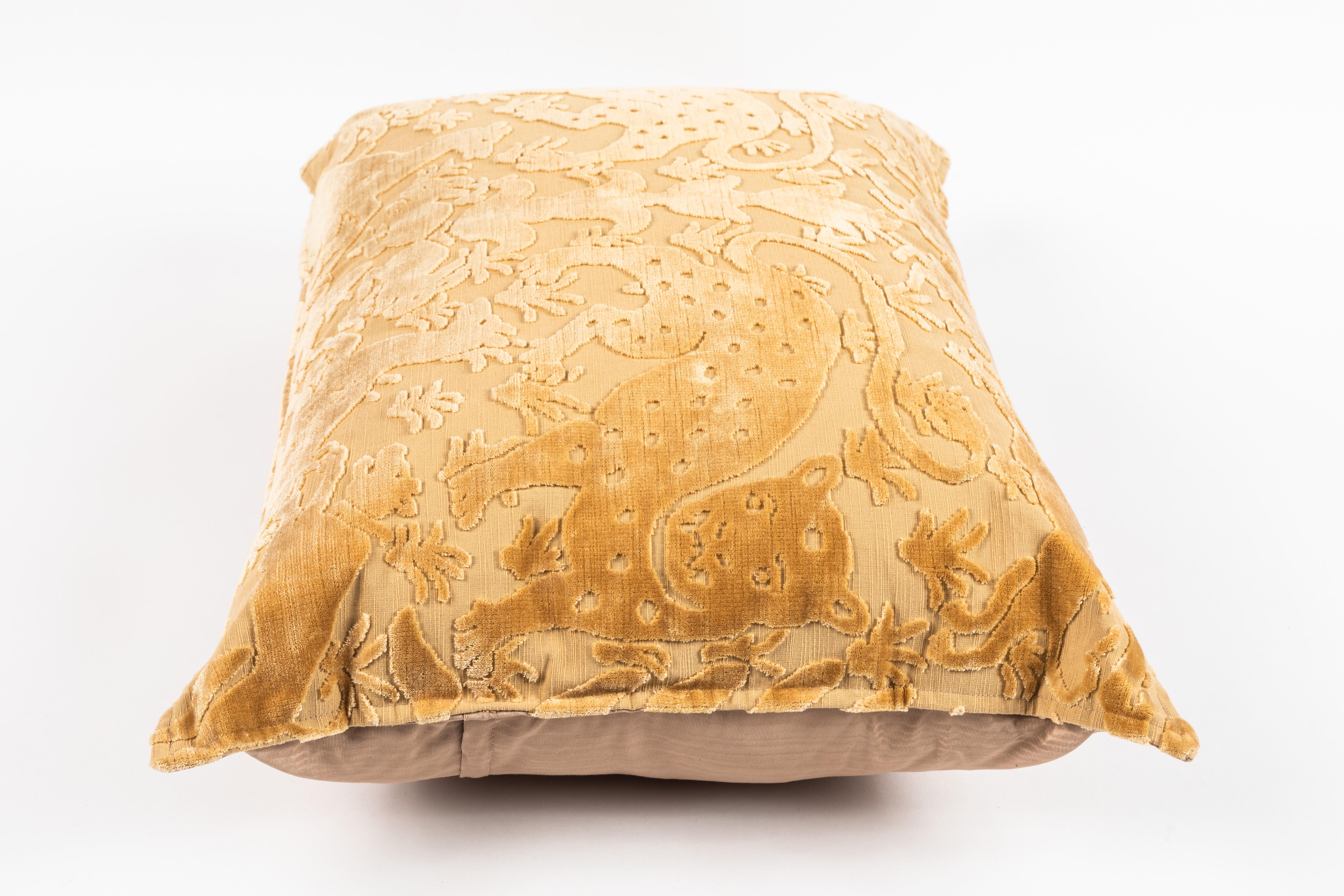 Bevilacqua Animal Motif 'Bestiario' Handcut Gold Velvet Pillow 2