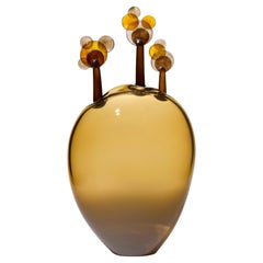 Beyond the Horizon IV, Skulptur aus braunem und bernsteinfarbenem mundgeblasenem Glas von Louis Thompson
