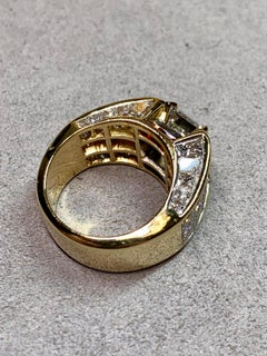 Anello con diamante Asscher Quadrillion da 2,41 carati certificato GIA, rubino vivido e oro bianco 18 carati, per un totale di 8,91 carati