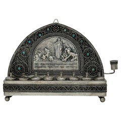 Bezalel Jerusalem Silber Chanukka-Lampe mit Steinen besetzt, Yehia Yemini ca. 1920er Jahre