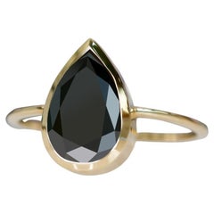 Bague cocktail solitaire Art déco à chaton en diamants naturels noirs taille poire de 2 carats 