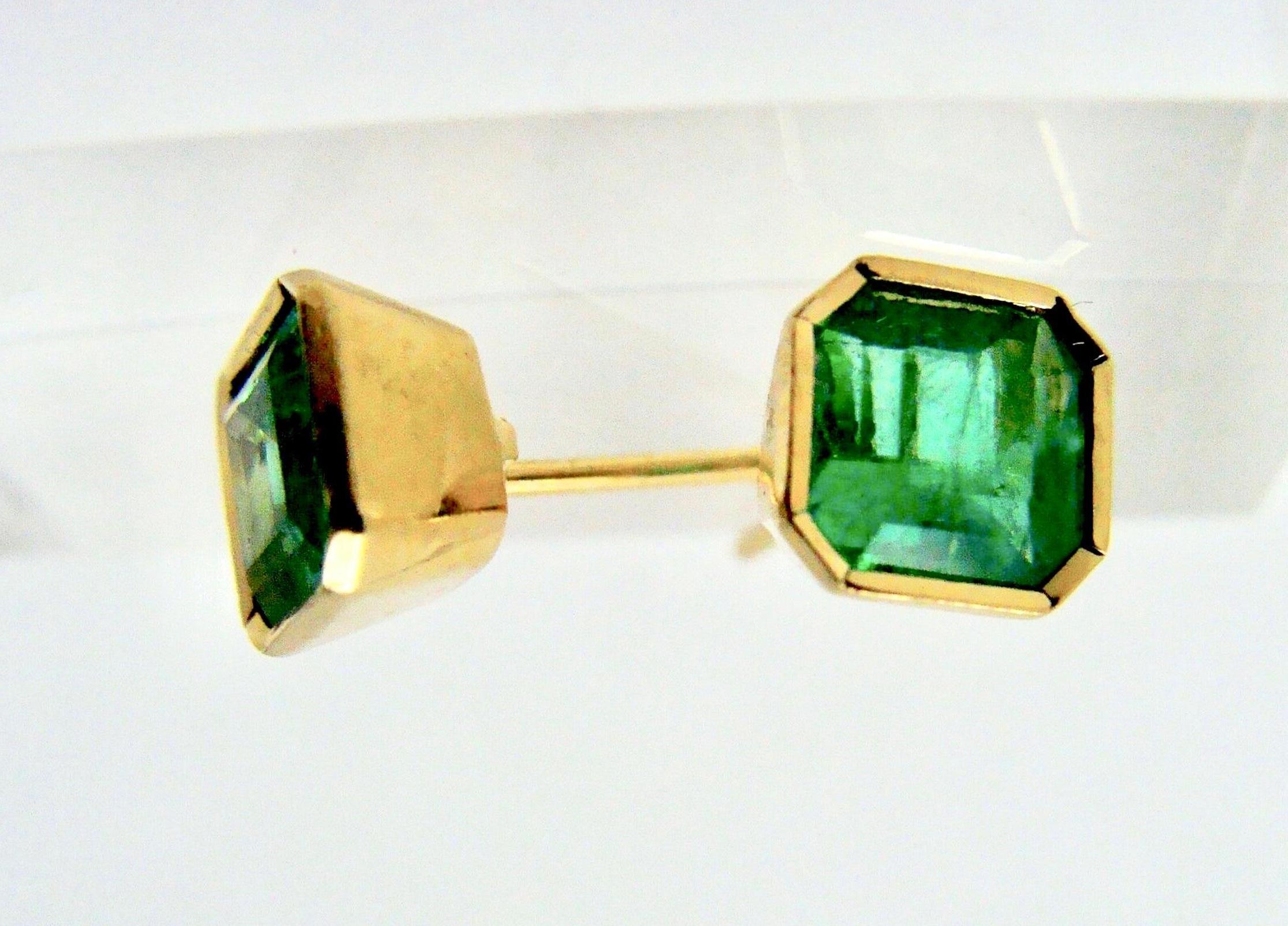 Women's or Men's Emeralds Maravellous Bezel Colombian Emerald Stud Earrings 18 Karat
