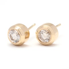 Orecchini con diamante a castone, oro giallo 14 carati, lunghezza 6,25 mm, mezzo carato di diamante