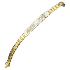 Bezel Emeralds Bracelet