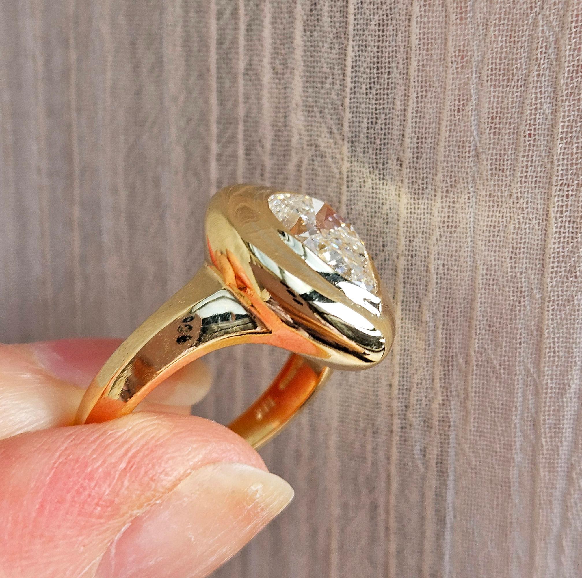 Bezel GIA 3.01ctw Antique PEAR Diamond Engagement 18K Gold Signet Solitaire Ring For Sale 9