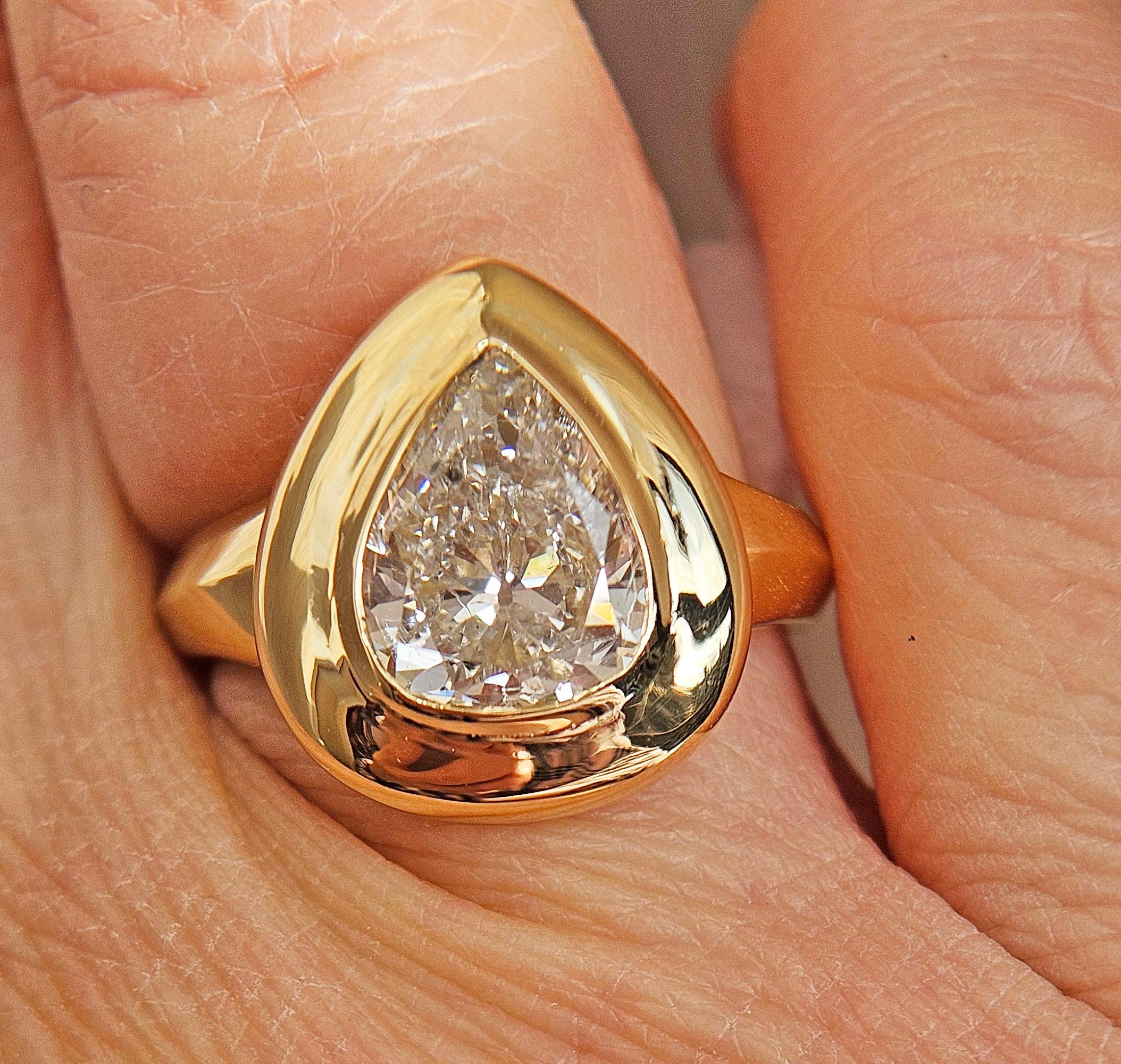Pear Cut Bezel GIA 3.01ctw Antique PEAR Diamond Engagement 18K Gold Signet Solitaire Ring For Sale