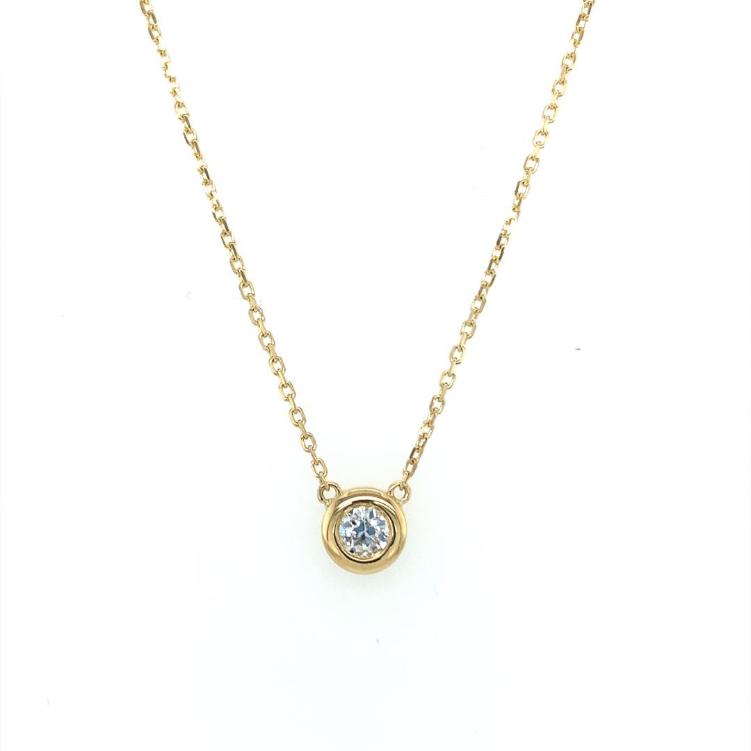 Bezel set 0.35 Carat Diamond Pendant Necklace For Sale 2