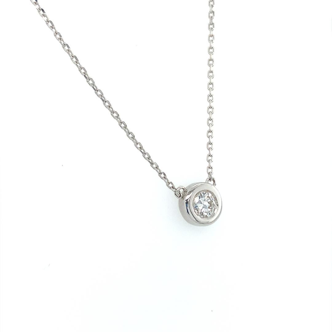 Women's Bezel set 0.50 Carat Diamond Pendant Necklace For Sale