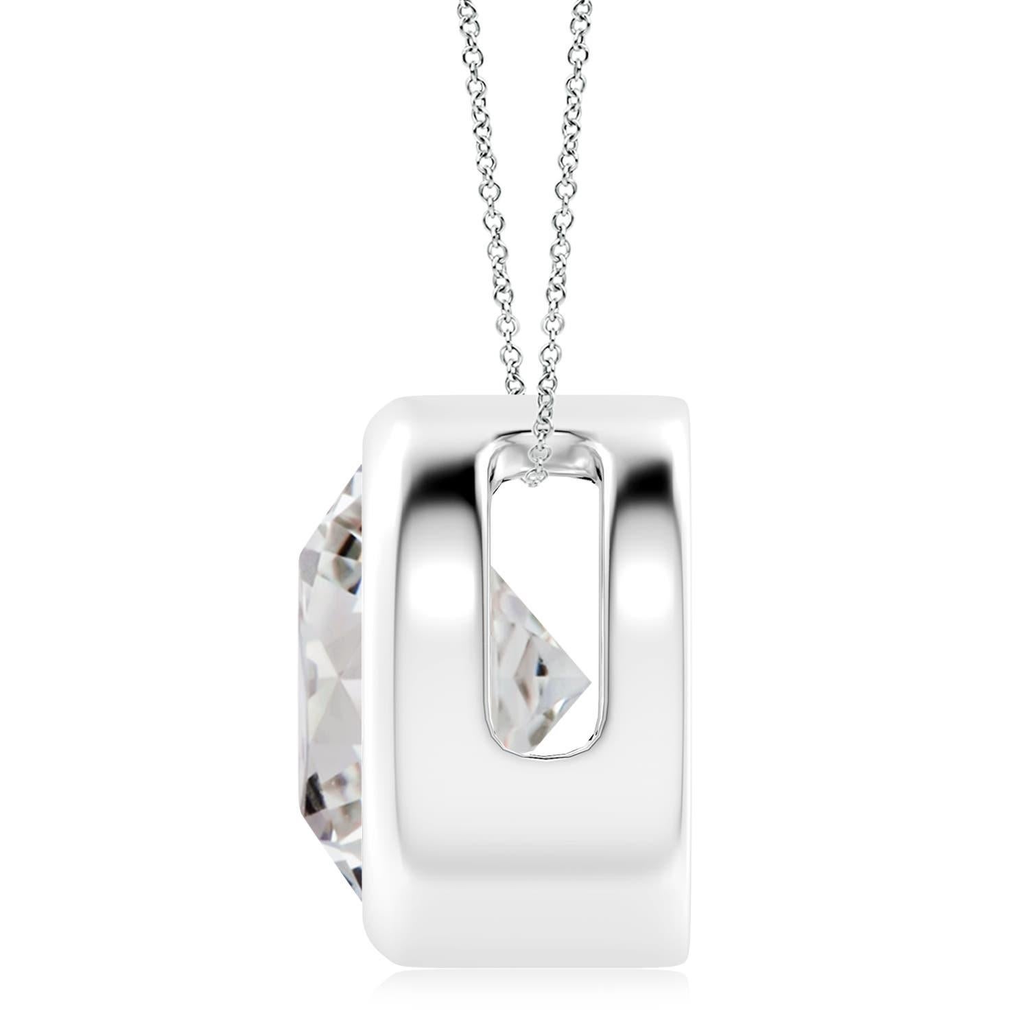 Dieser klassische Solitär-Diamantanhänger hat ein wunderschönes Design, bei dem der Mittelstein an der Kette zu schweben scheint. Der funkelnde Diamant ist in einer Lünette gefasst. Dieser runde Diamantanhänger aus 14-karätigem Weißgold ist ein