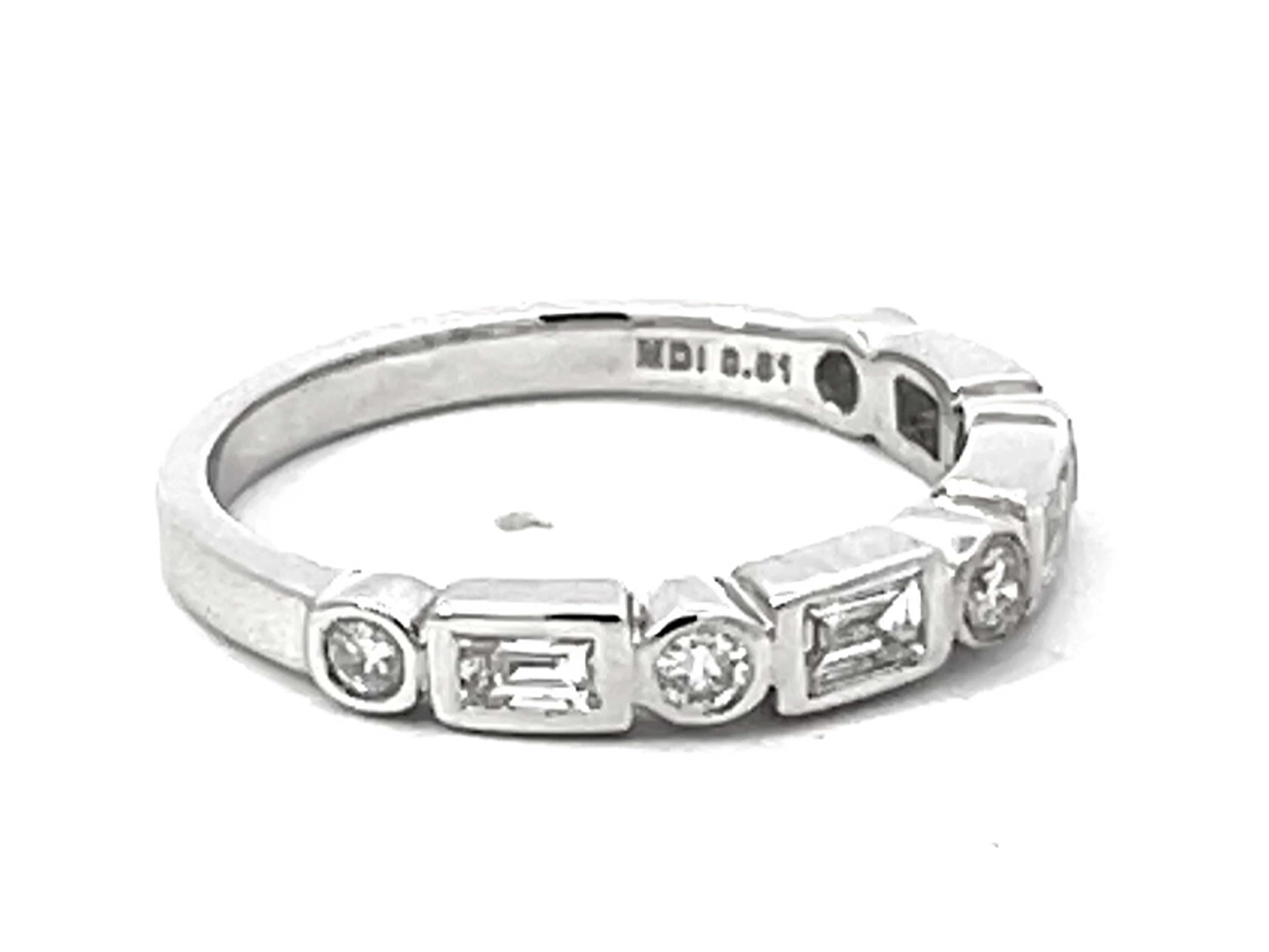 Modern Bezel Set Brilliant and Baguette Diamond Band Ring Solid 18k White Gold For Sale