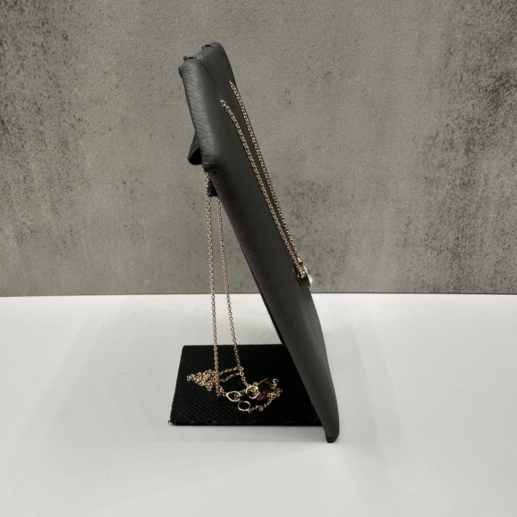 Taille ronde Collier en or jaune 14kt serti de diamants - 0,72ct certifié GIA, Adj, New en vente