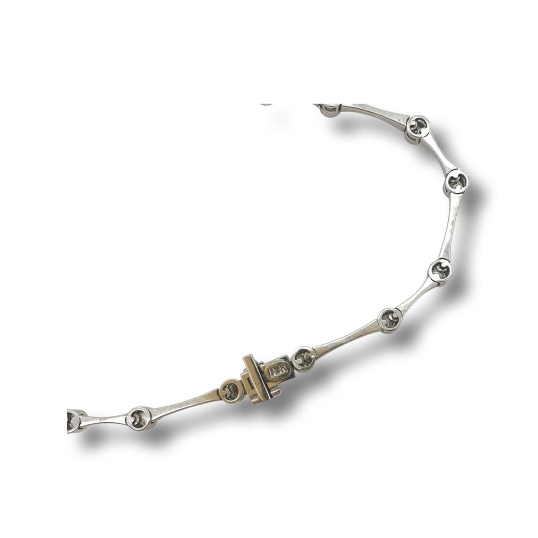 Diamant-Halskette mit Lünette und gegliederten Knochengliedern aus 18k Weißgold (Moderne)