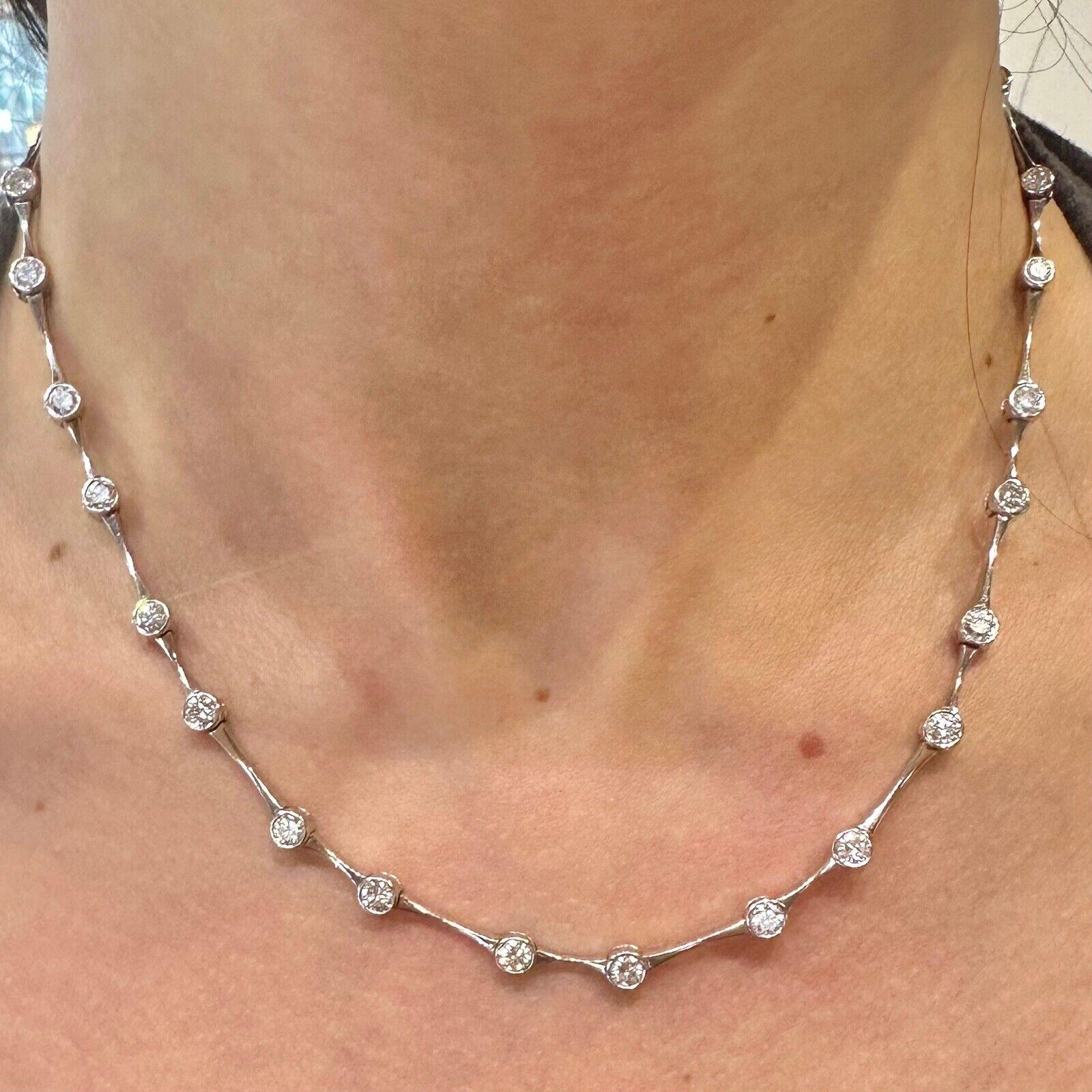 Diamant-Halskette mit Lünette und gegliederten Knochengliedern aus 18k Weißgold im Zustand „Hervorragend“ in Miami, FL