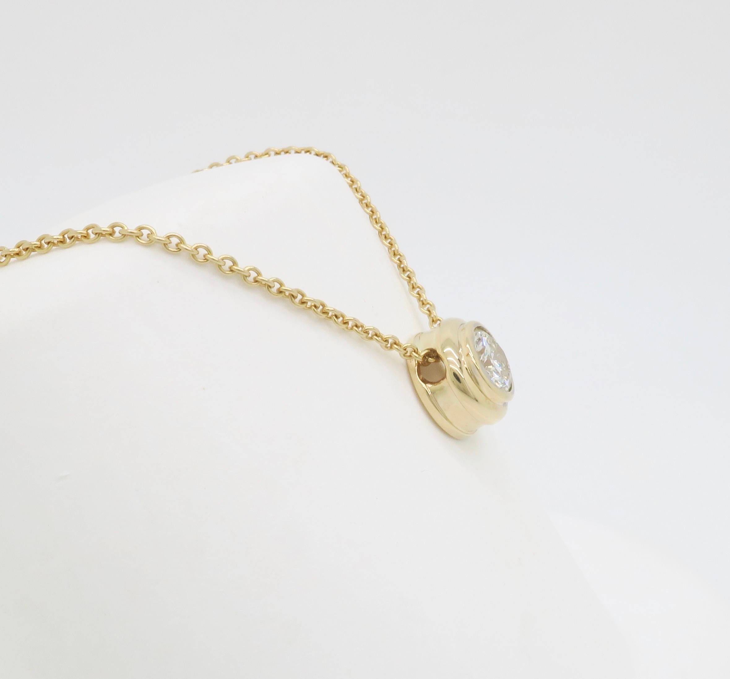 Collana con ciondolo a scorrimento con diamanti incastonati in vendita 1