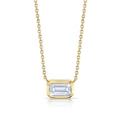 Diamant-Halskette mit Smaragdschliff aus 18 Karat Gold mit Lünette