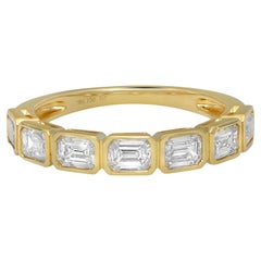 Eternity-Ring aus 18 Karat Gelbgold mit Diamanten im Smaragdschliff in Lünette, 1,19 Gesamtgröße 6