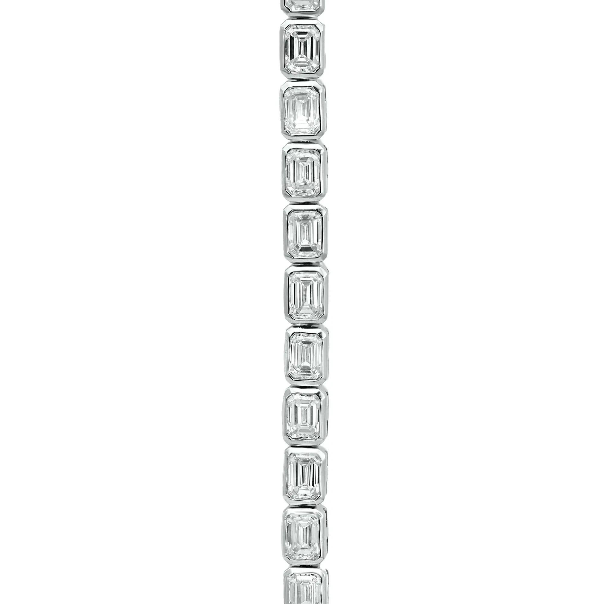 Modern Bezel Set Emerald Cut Diamond Tennis Bracelet 18K White Gold 5.48Cttw 7 Inches For Sale