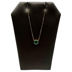 Collar con Esmeralda Engastada en Bisel en Oro Amarillo de 14kt - Esmeralda de 0.55ct, Ajustable, Nuevo