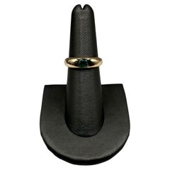 Anello con smeraldo incastonato in oro giallo 14kt - smeraldo rotondo da 0,45 carati, misura 6